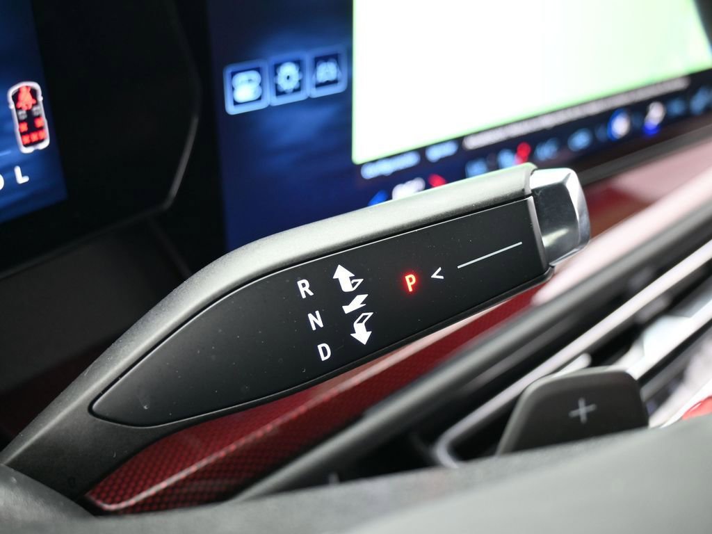 Used 2024 Chevrolet Traverse RS image 42