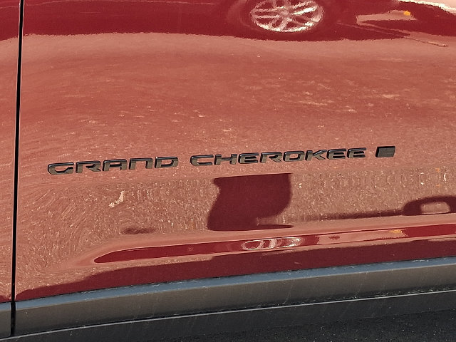 New 2026 Jeep Grand Cherokee Altitude AWD/4WD image 9