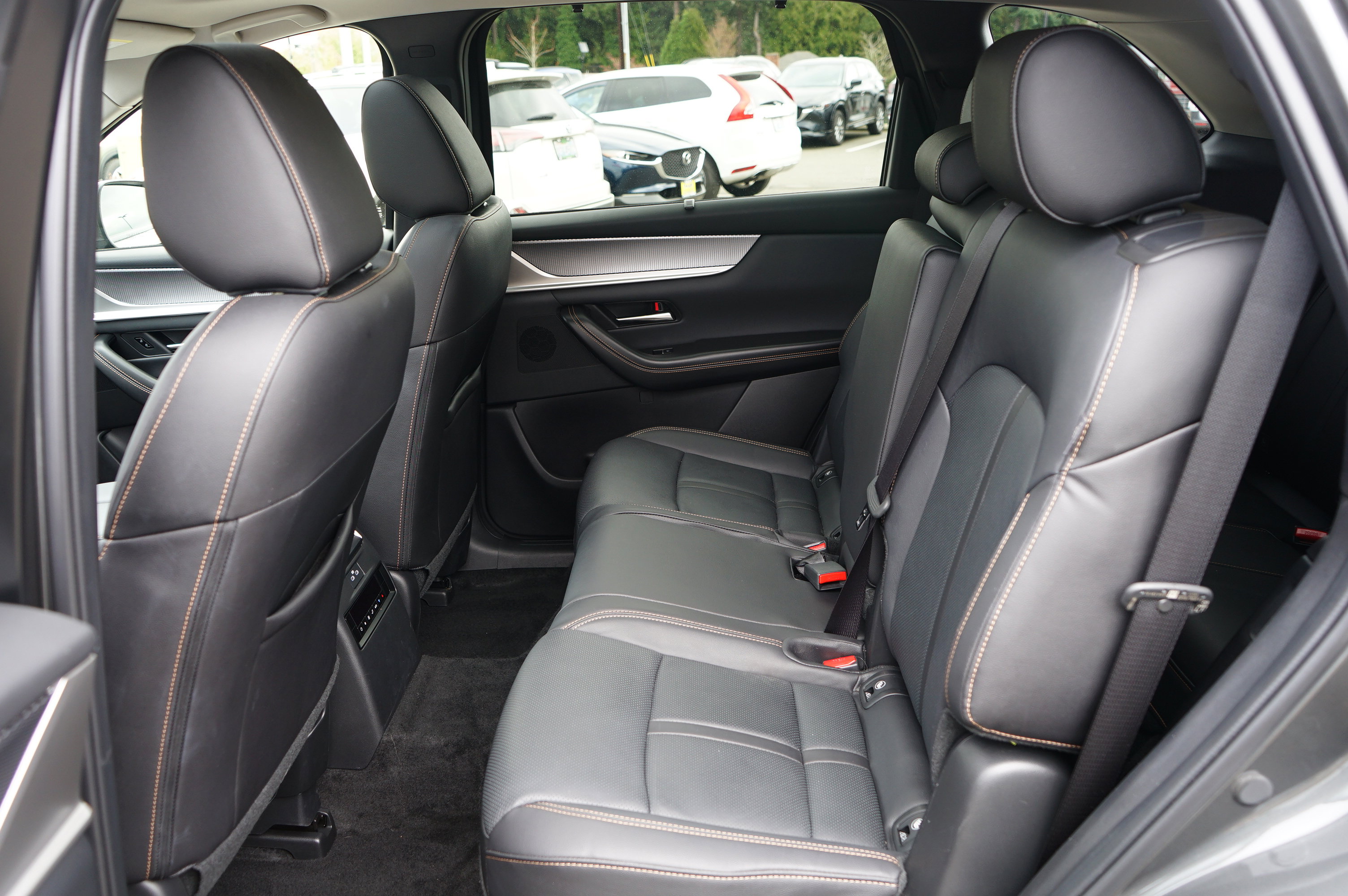 Used 2025 MAZDA CX-90 3.3 Turbo w/ Preferred Package image 18
