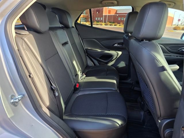 Used 2021 Buick Encore Preferred w/ Safety Package II image 24