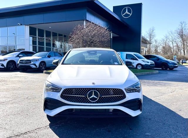 Used 2024 Mercedes-Benz CLA 250 4MATIC image 3
