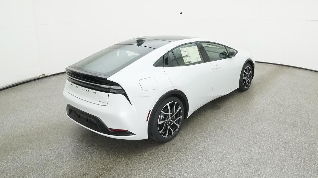 New 2026 Toyota Prius Plug-In Hybrid FWD image 17