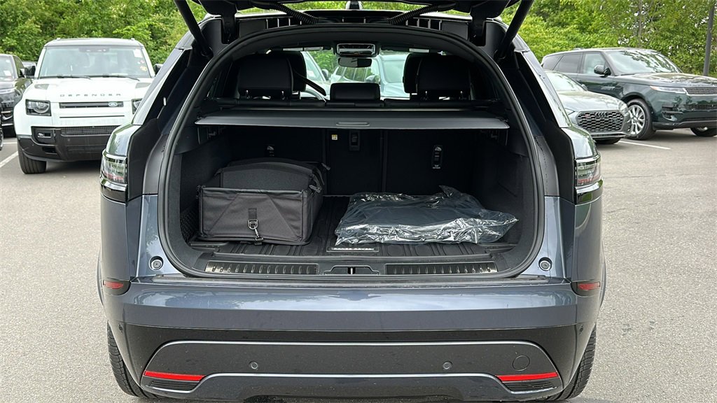 New 2026 Land Rover Range Rover Velar Dynamic SE image 26