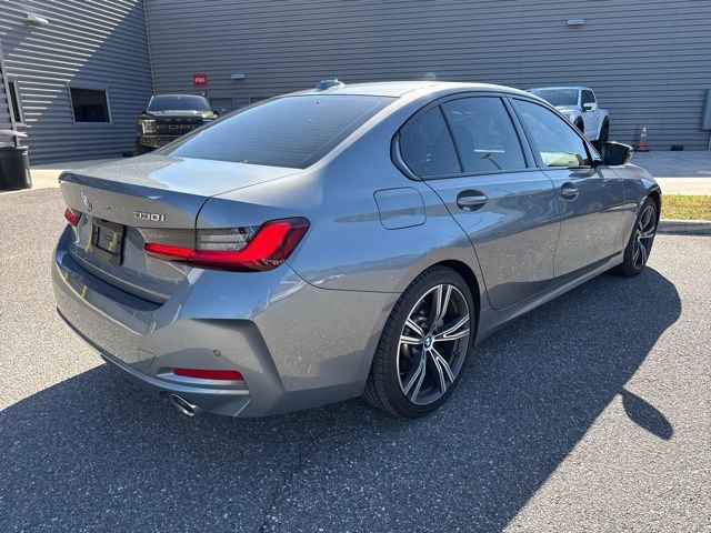 Used 2023 BMW 330i Sedan RWD image 7