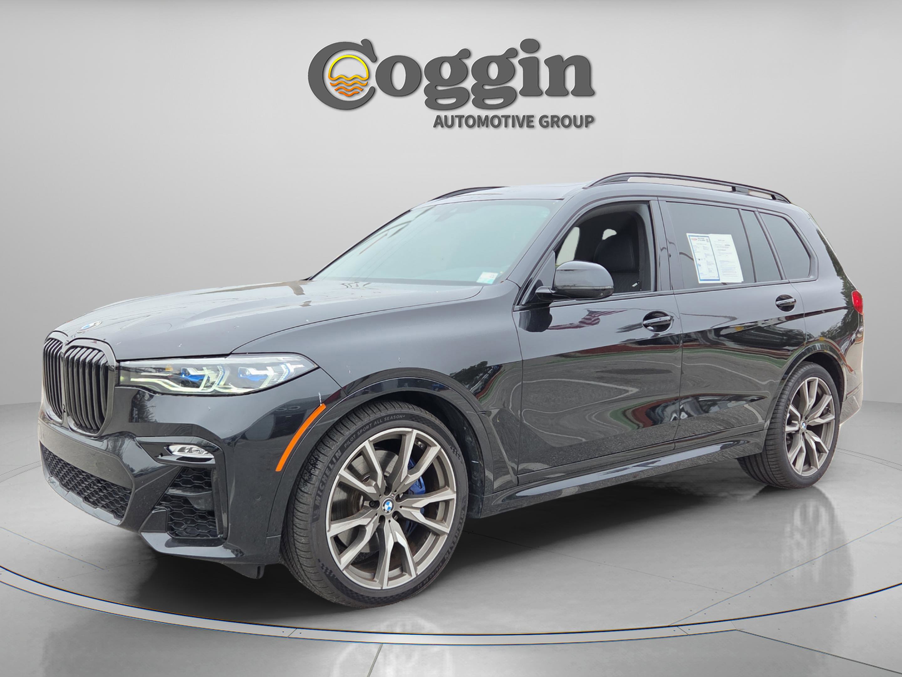 Used 2022 BMW X7 M50i w/ Luxury Seating Package image 1
