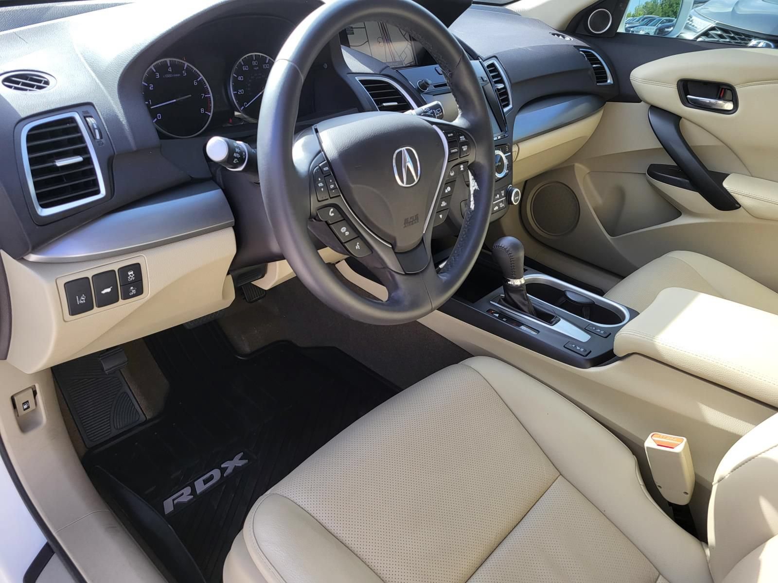 Used 2016 Acura RDX FWD w/ Technology Package image 17