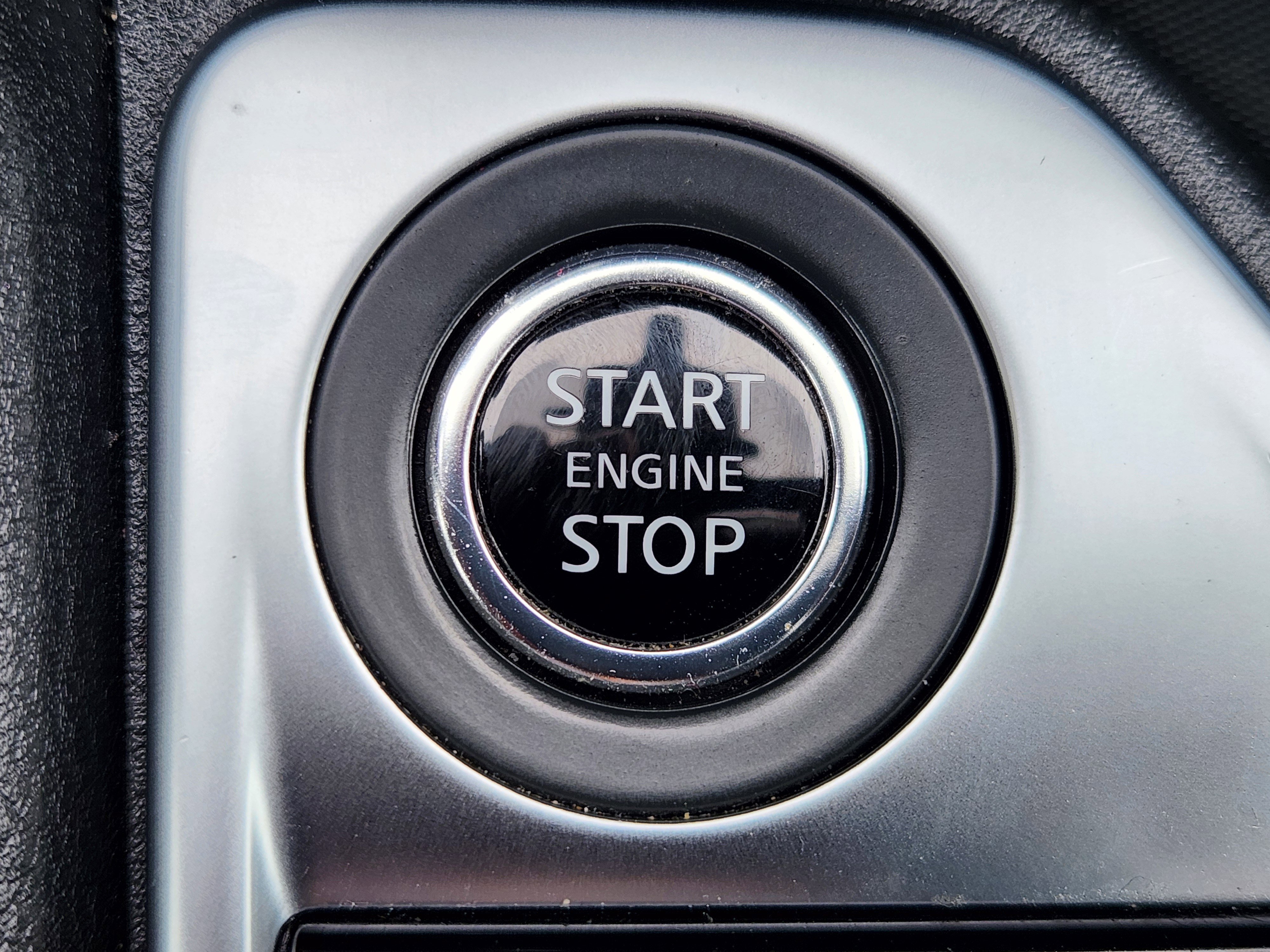 Used 2024 Nissan Sentra SV FWD image 22
