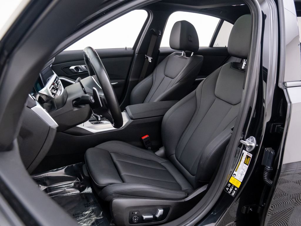 Used 2021 BMW 330i xDrive Sedan w/ M Sport Package image 14