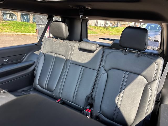 New 2026 Jeep Grand Wagoneer L Limited AWD/4WD image 9