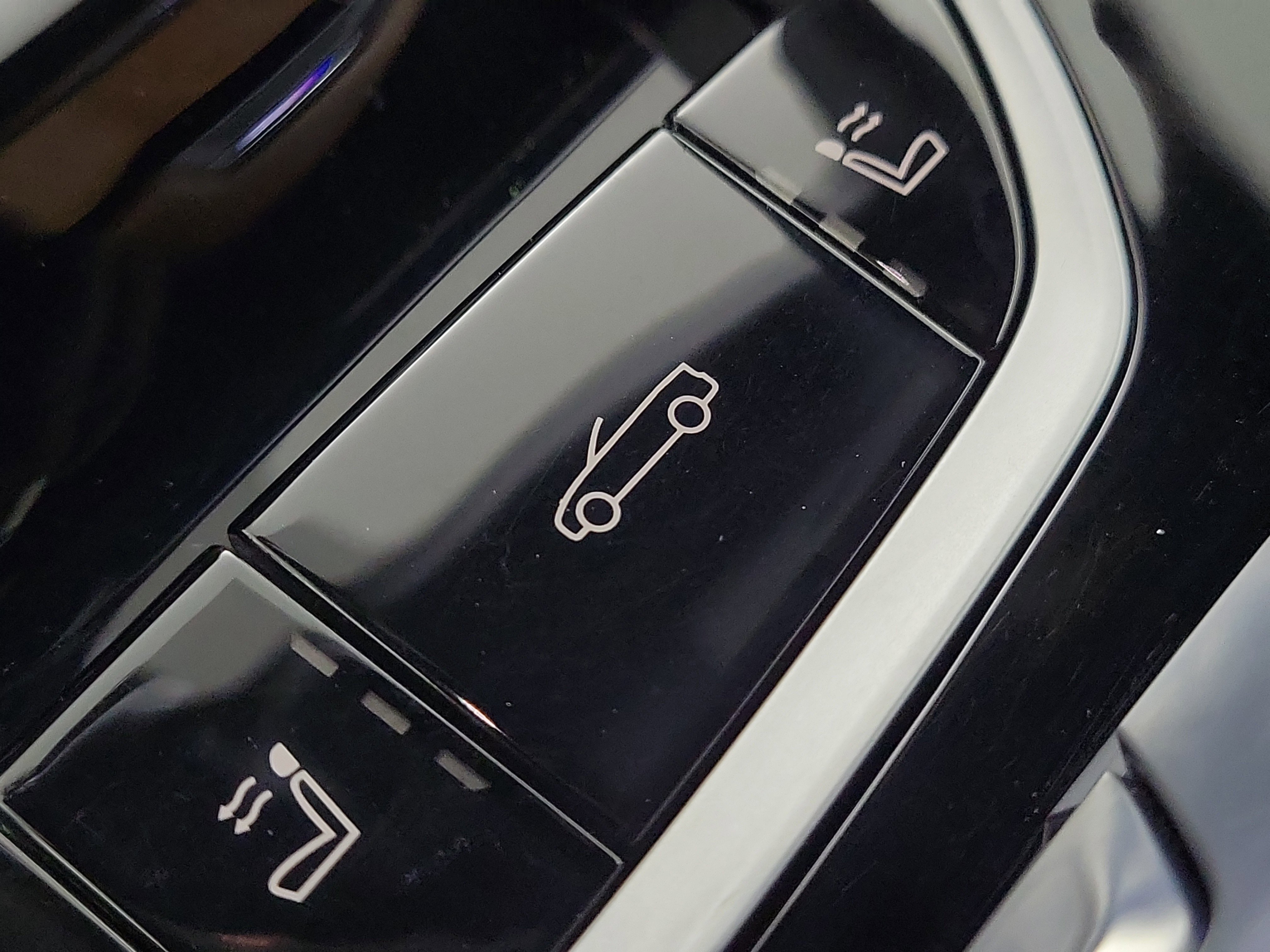 Used 2023 BMW M8 Competition image 20