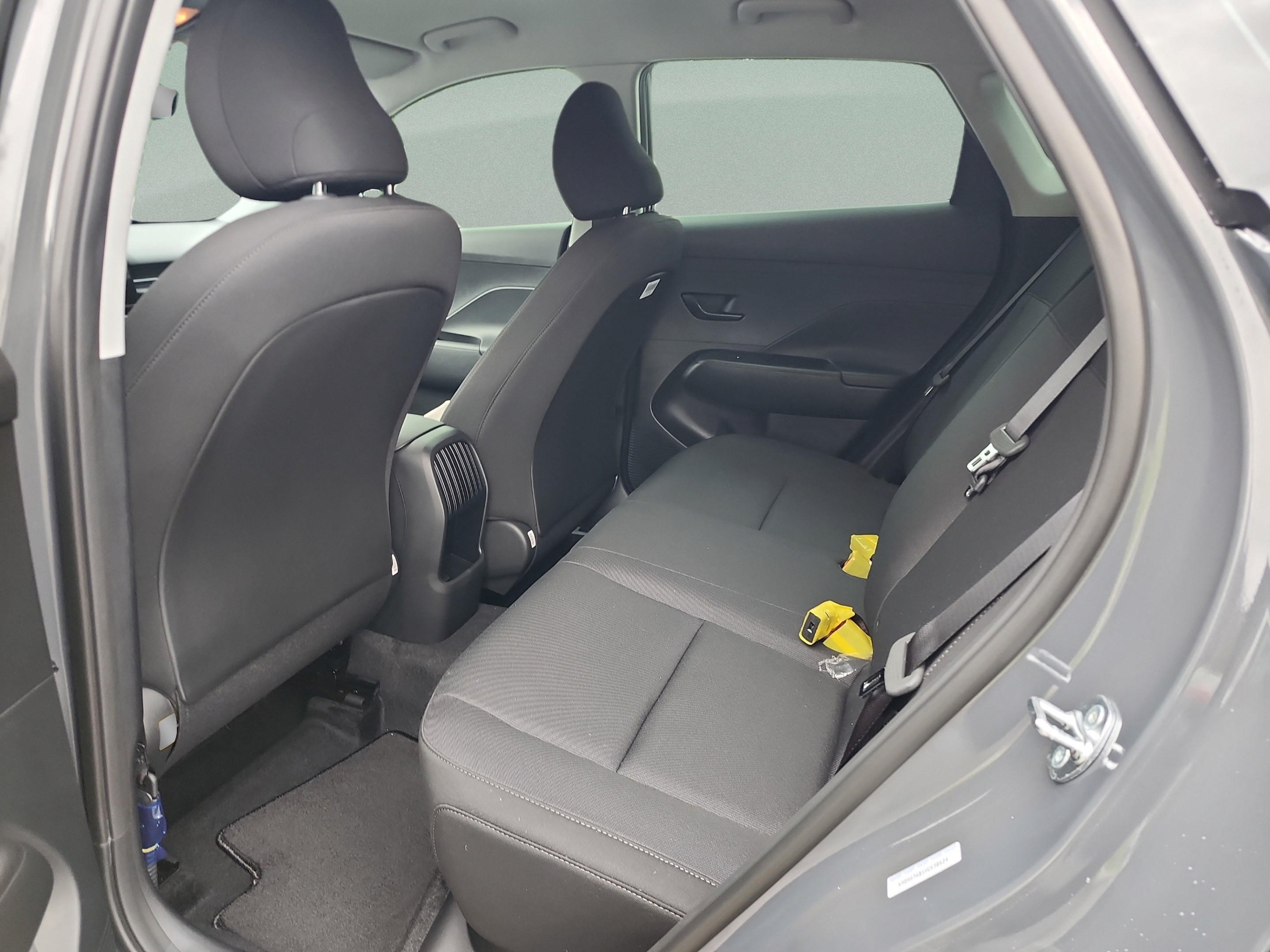 New 2027 Hyundai Kona SE FWD image 16