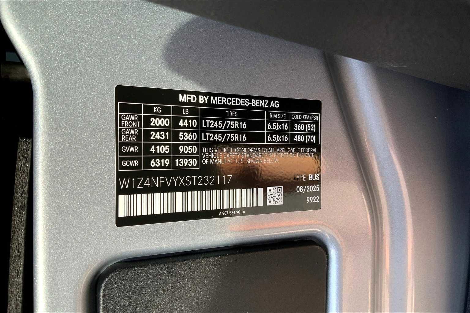 New 2025 Mercedes-Benz Sprinter 2500 image 26