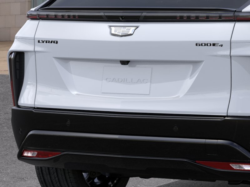 New 2026 Cadillac Lyriq Signature Sport AWD/4WD image 14