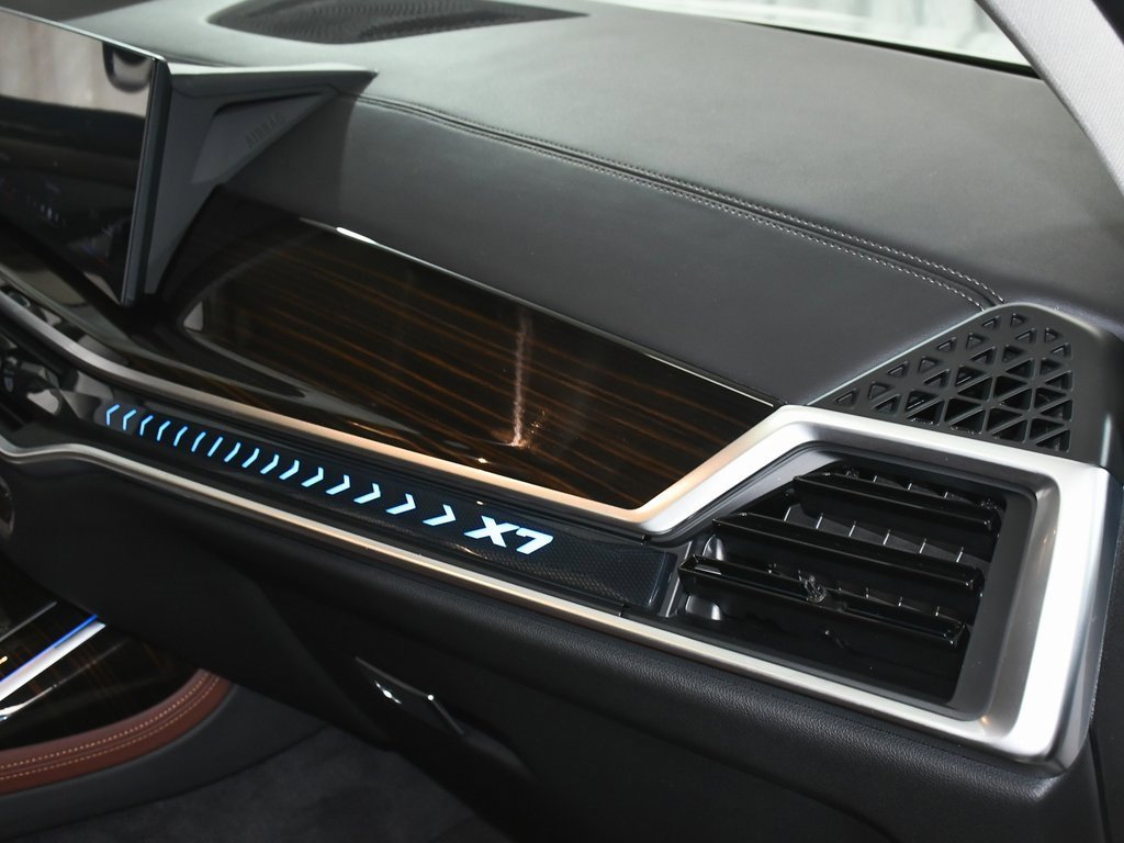 Used 2026 BMW X7 xDrive40i image 84