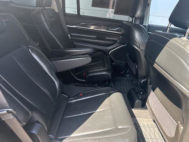 Used 2021 Jeep Grand Cherokee L Limited AWD/4WD image 29