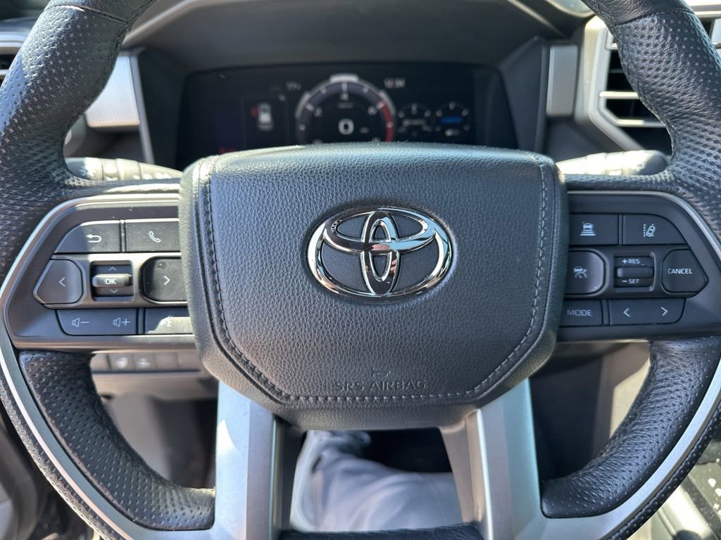 Used 2025 Toyota Sequoia Limited AWD/4WD image 12
