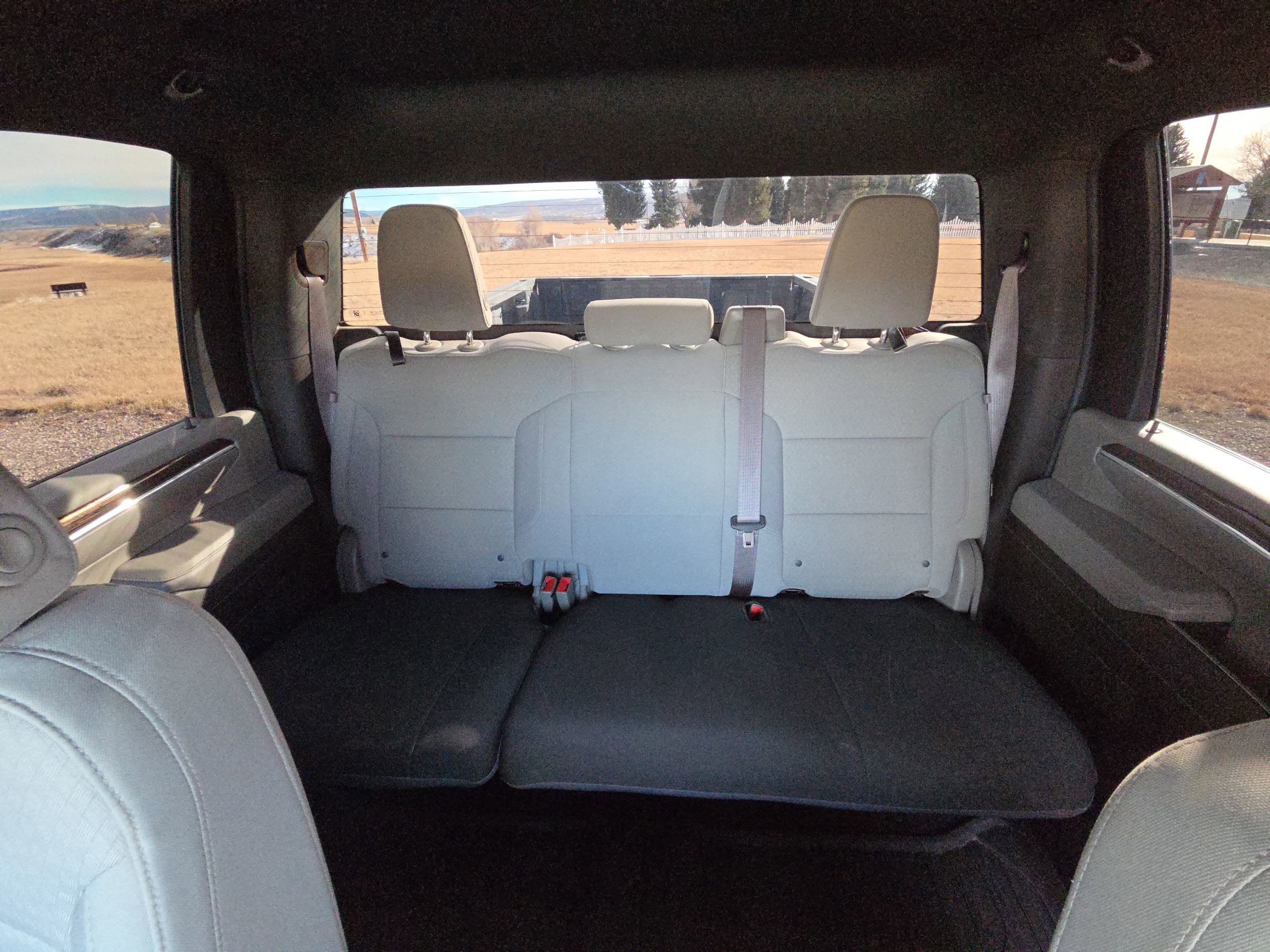 Used 2024 GMC Sierra 2500 SLE w/ SLE Convenience Package image 25