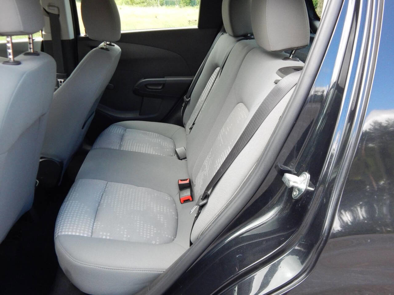 Used 2015 Chevrolet Sonic LS FWD image 11