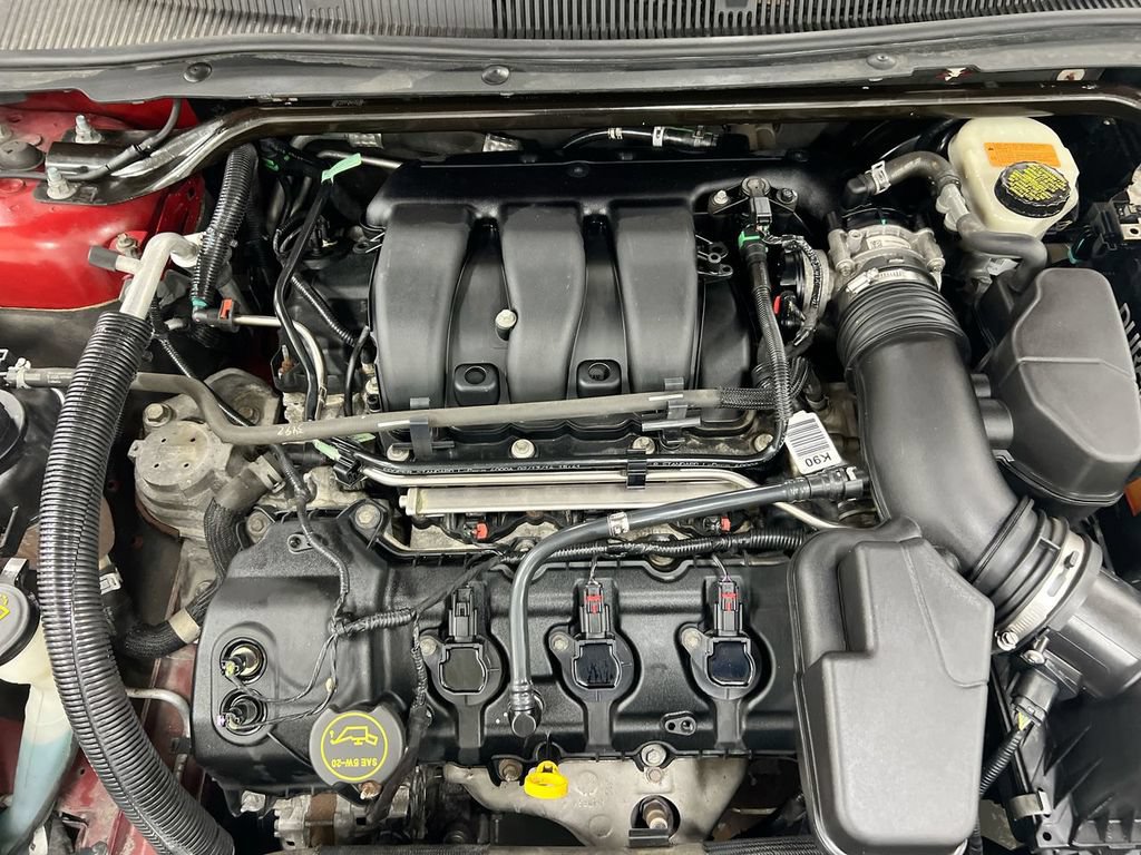 Used 2014 Ford Taurus SEL FWD image 23