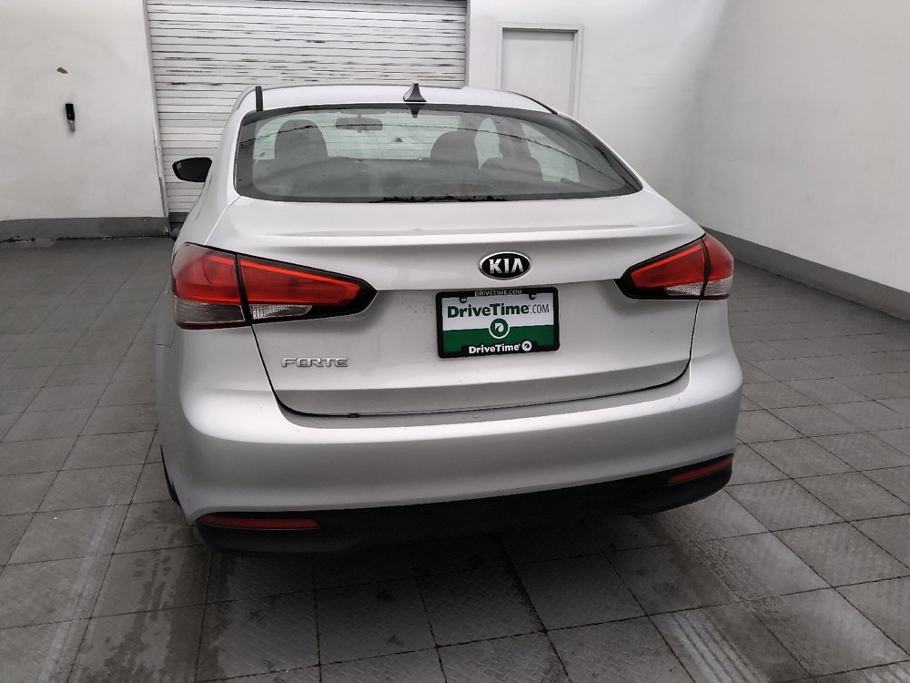 Used 2017 Kia Forte LX FWD image 6