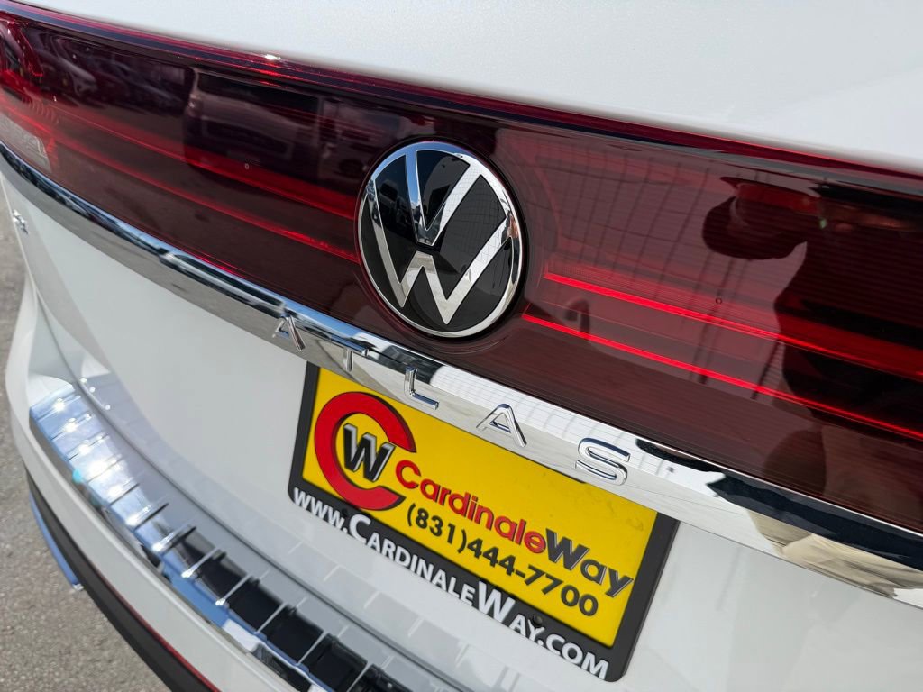 New 2026 Volkswagen Atlas SE image 10