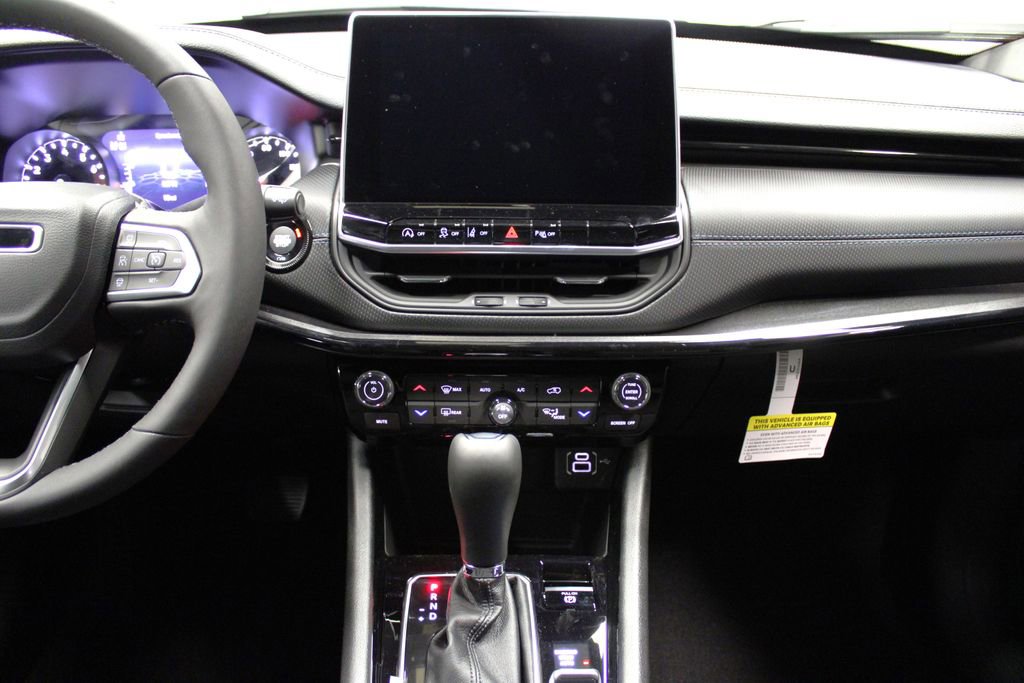 New 2026 Jeep Compass Limited image 13