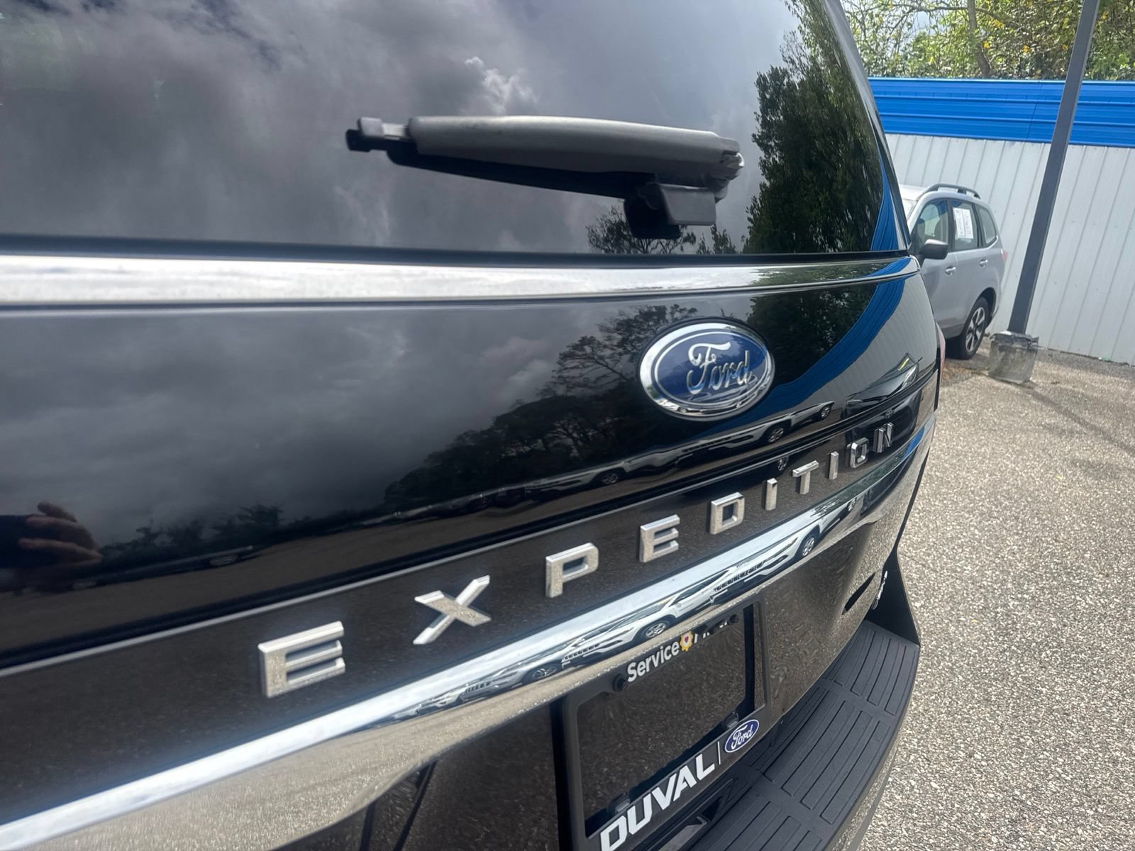 Used 2024 Ford Expedition Max Limited AWD/4WD image 15