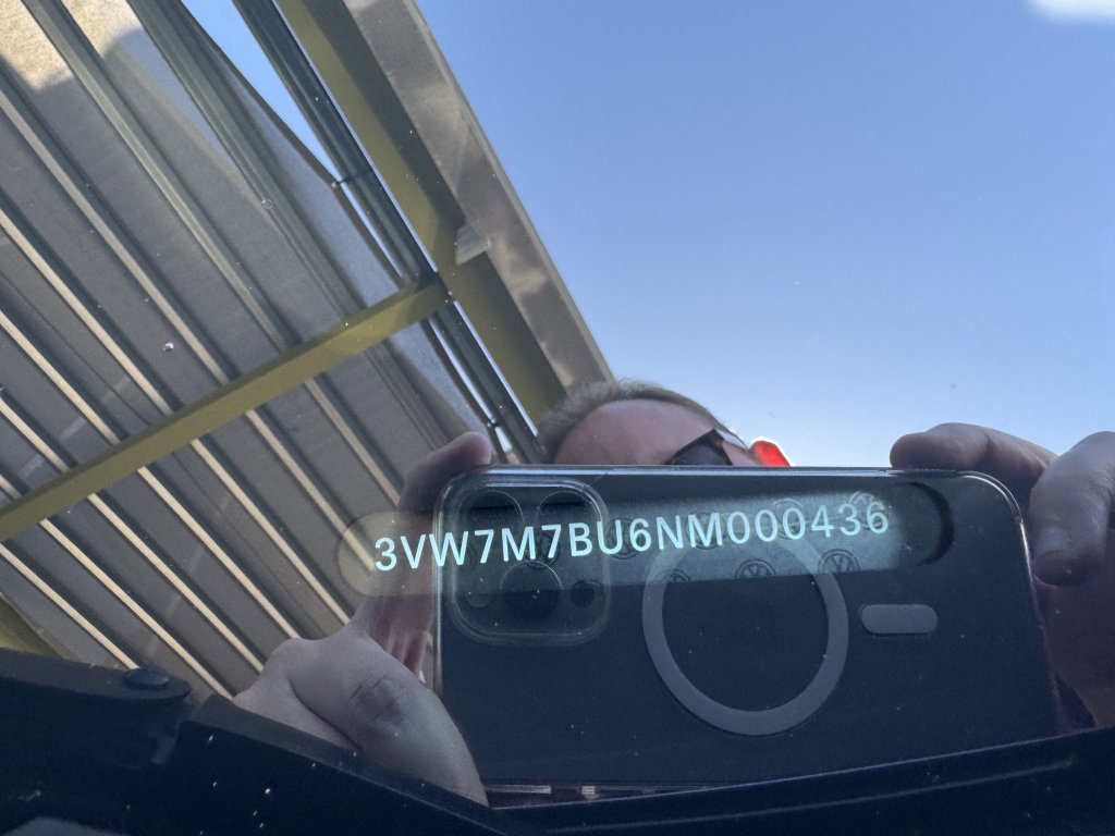 Used 2022 Volkswagen Jetta SE w/ Panoramic Sunroof Package image 41