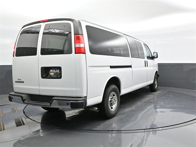 Used 2024 Chevrolet Express 3500 LT w/ LT Preferred Equipment Group image 6