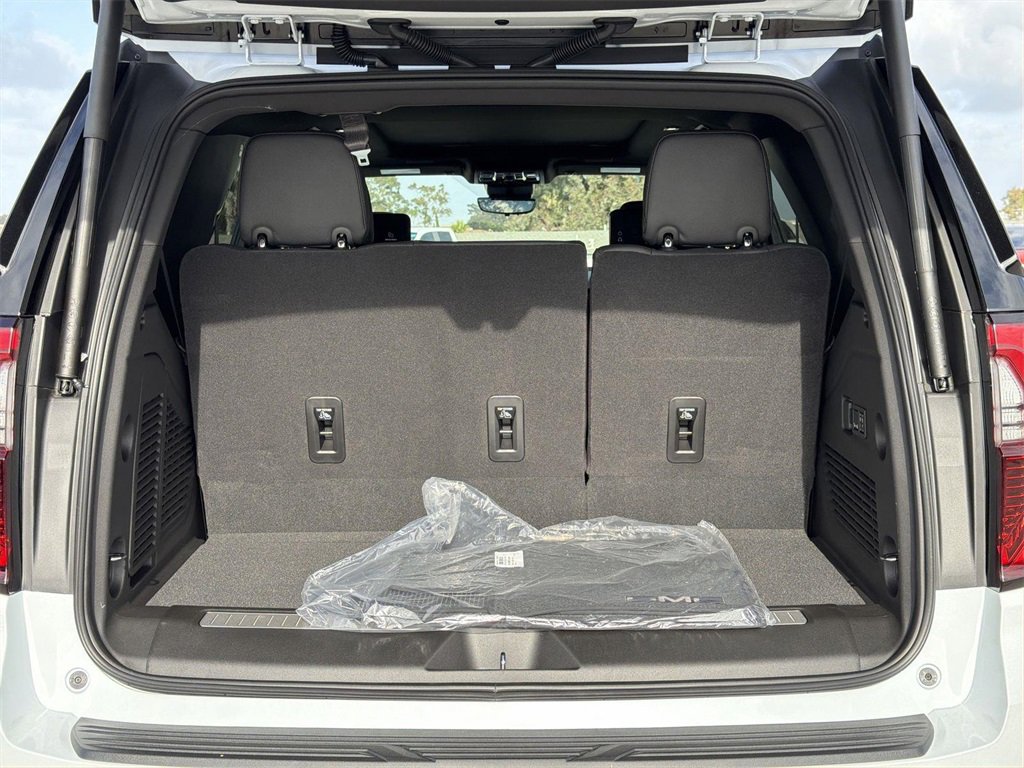 New 2026 GMC Yukon Denali w/ Denali Reserve Package image 30