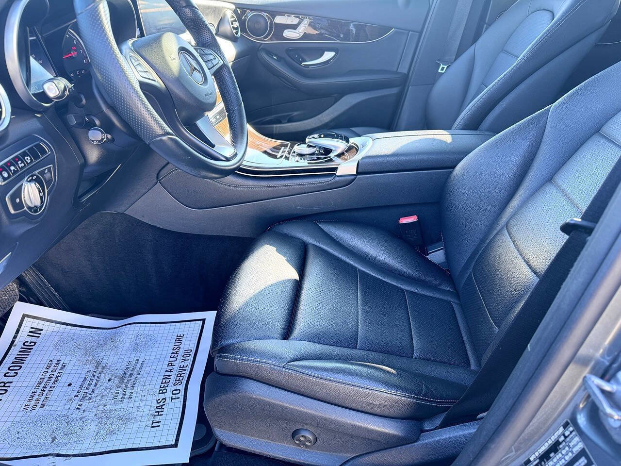 Used 2016 Mercedes-Benz GLC 300 4MATIC image 9