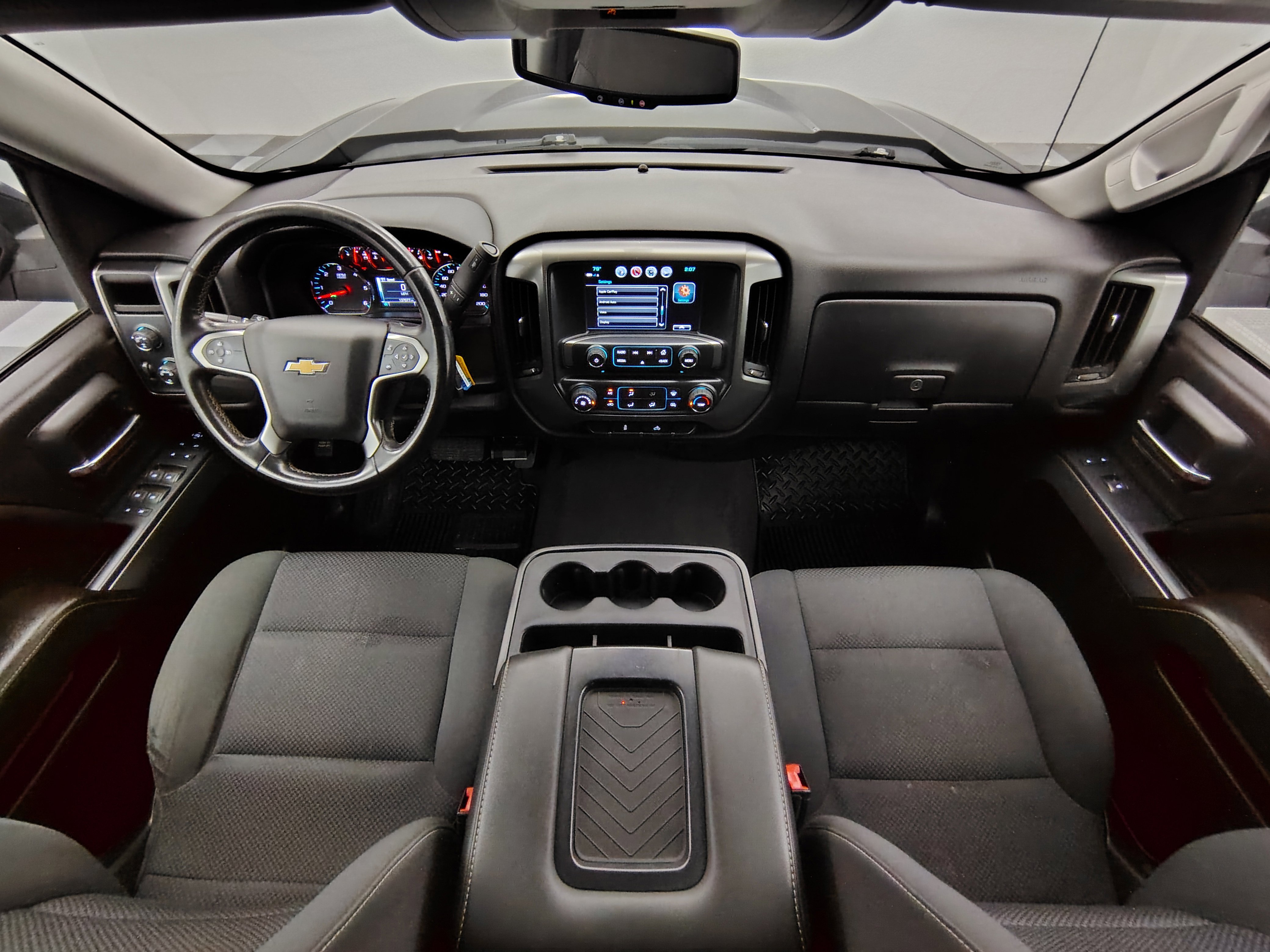 Used 2019 Chevrolet Silverado 1500 LT AWD/4WD image 2