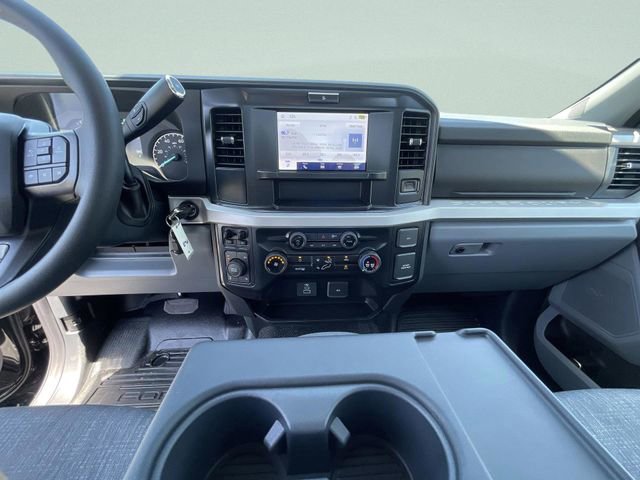 Used 2025 Ford F350 XLT w/ FX4 Off-Road Package image 14