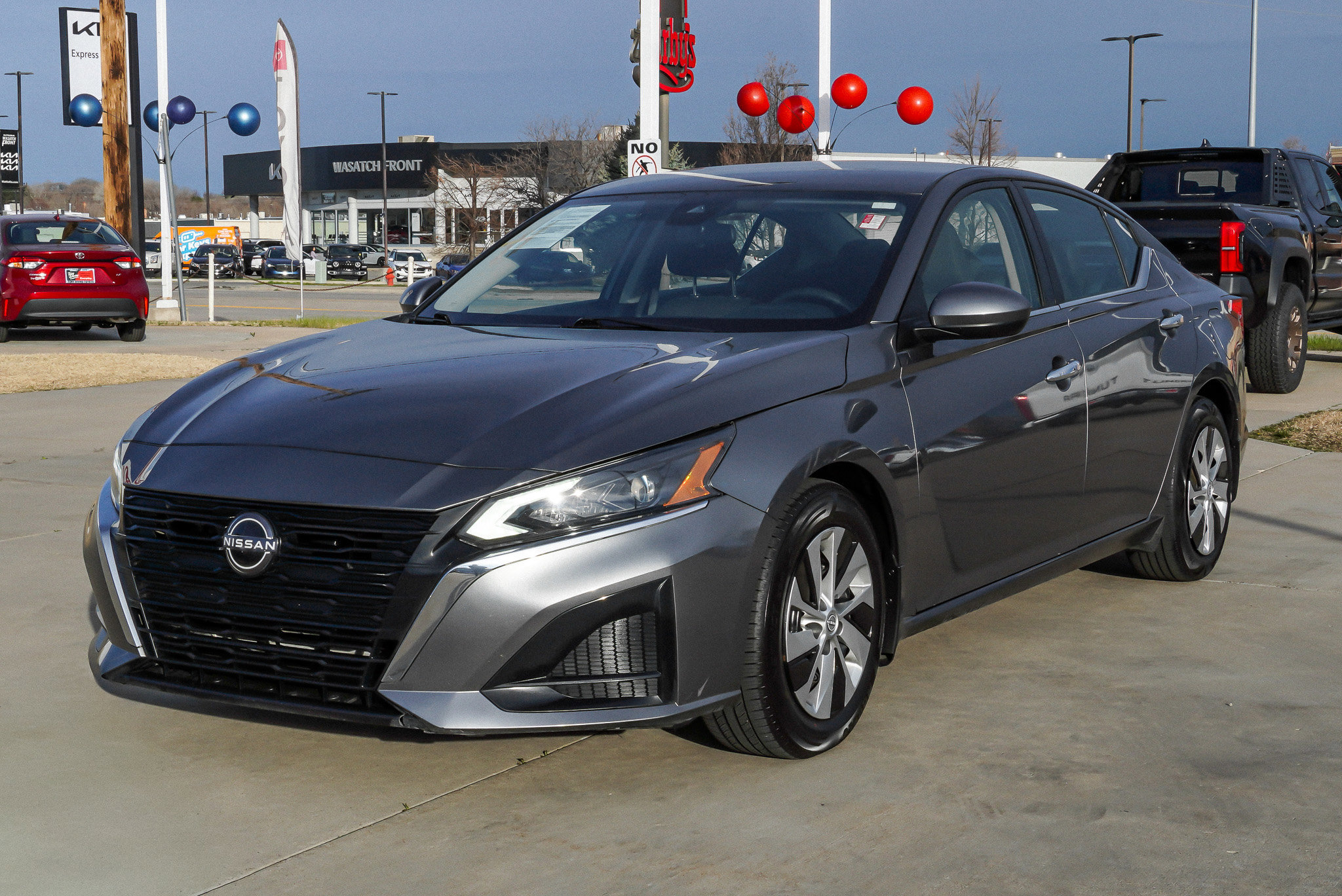 Used 2023 Nissan Altima 2.5 S image 4