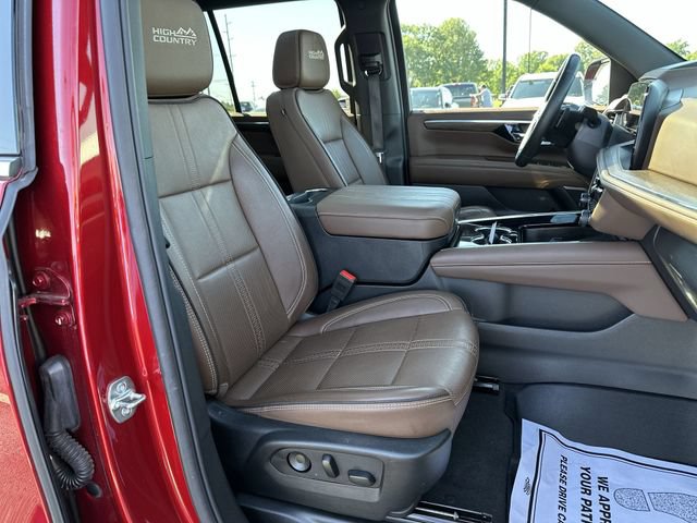 Used 2025 Chevrolet Tahoe High Country w/ Sun And Tow Package AWD/4WD image 31