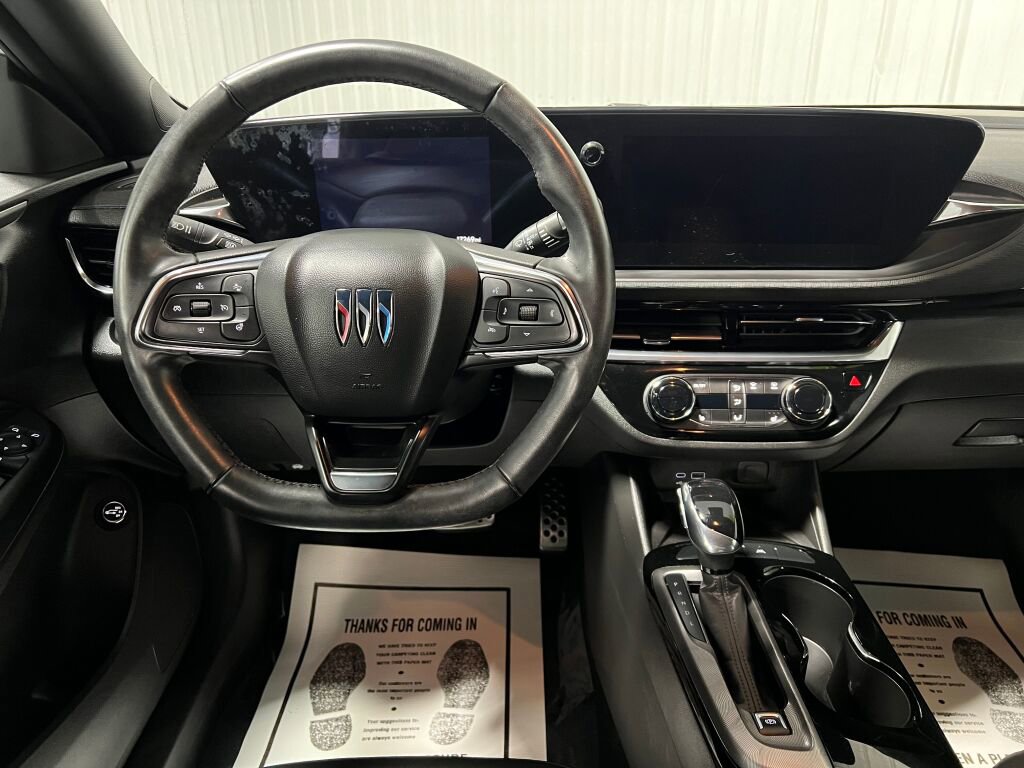 Used 2024 Buick Envista Sport Touring w/ Convenience I Package image 4