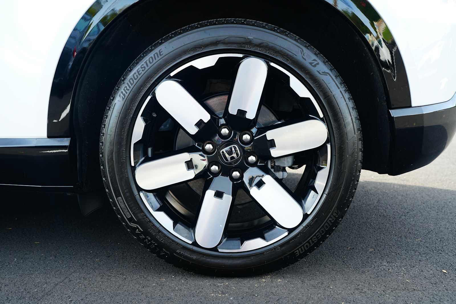 Used 2025 Honda Prologue Elite image 11
