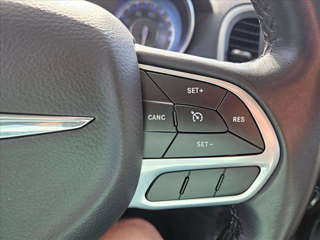 Used 2021 Chrysler 300 Touring w/ Sport Appearance Package image 21