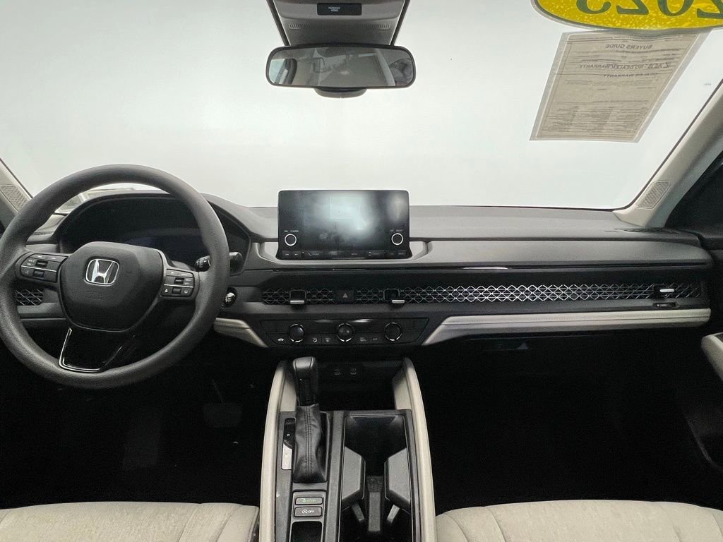 Used 2023 Honda Accord EX image 10