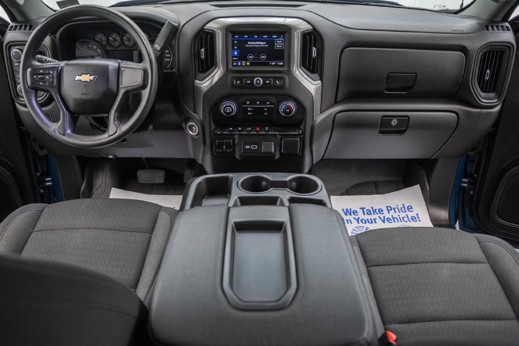 Used 2024 Chevrolet Silverado 1500 Custom AWD/4WD image 23