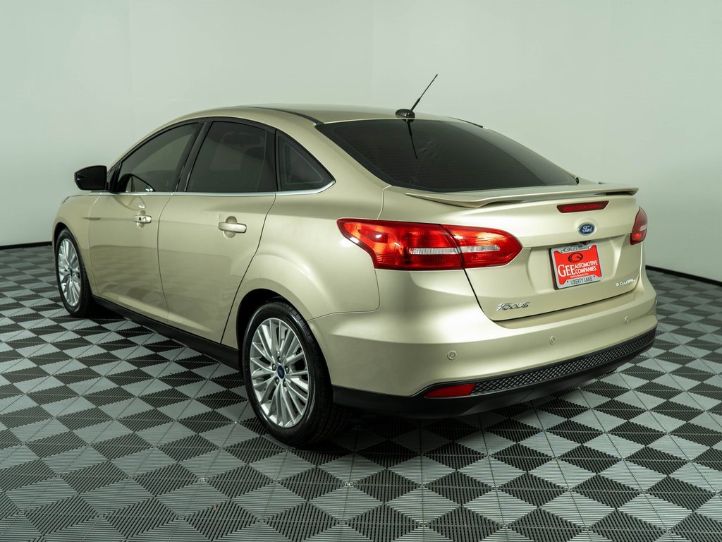 Used 2018 Ford Focus Titanium image 4