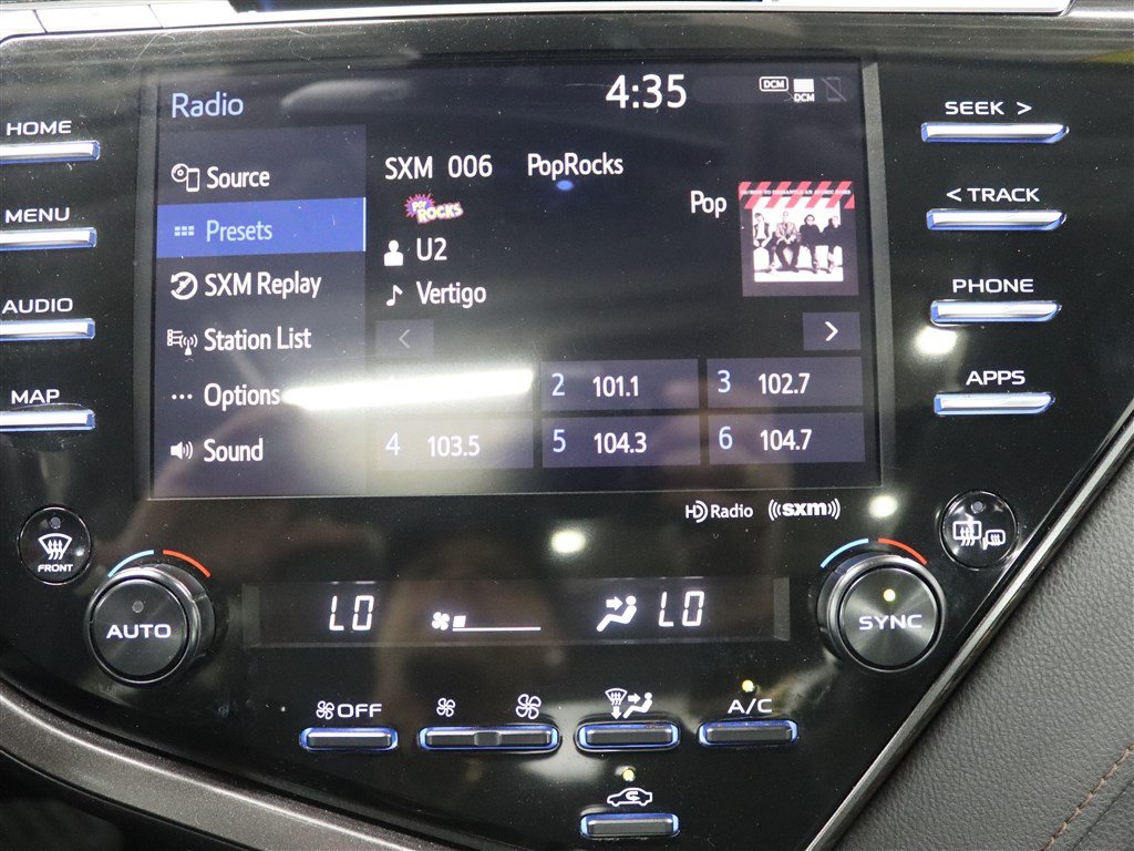 Used 2020 Toyota Camry XLE FWD image 33