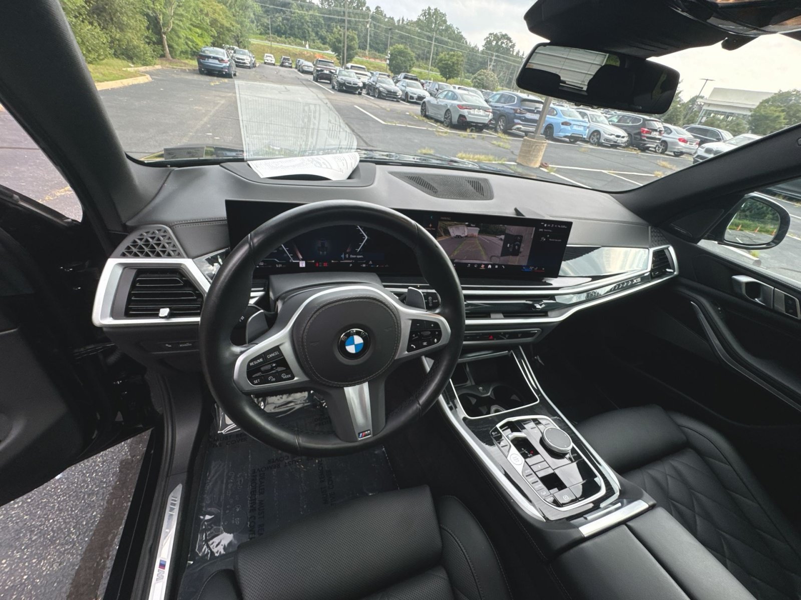 Used 2024 BMW X5 xDrive40i w/ M Sport Package AWD/4WD image 12