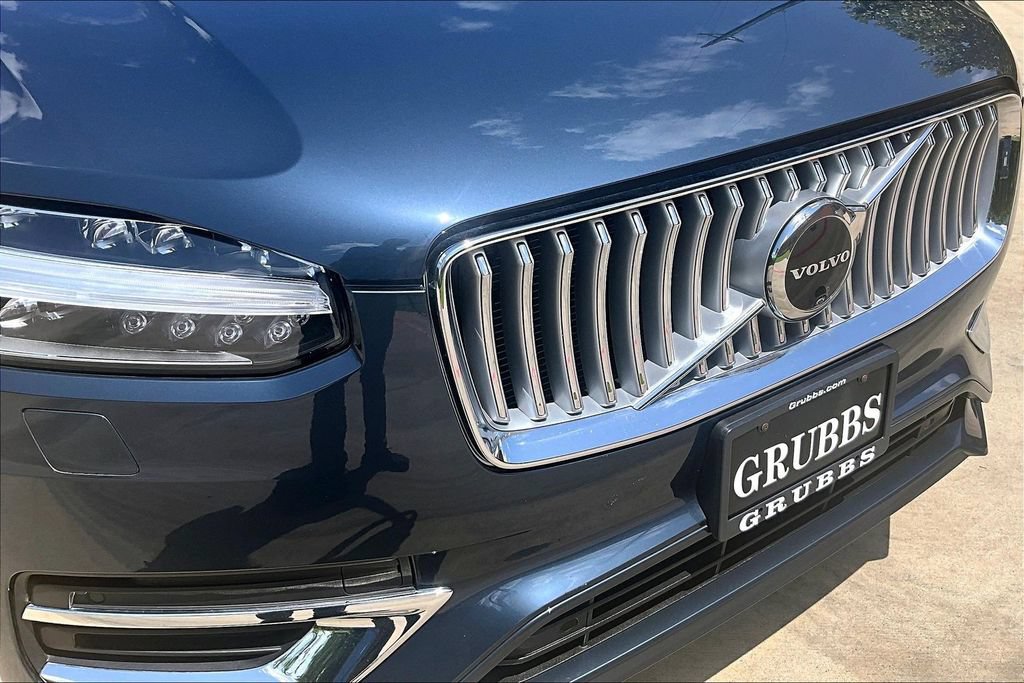 Used 2025 Volvo XC90 B6 Plus AWD/4WD image 39