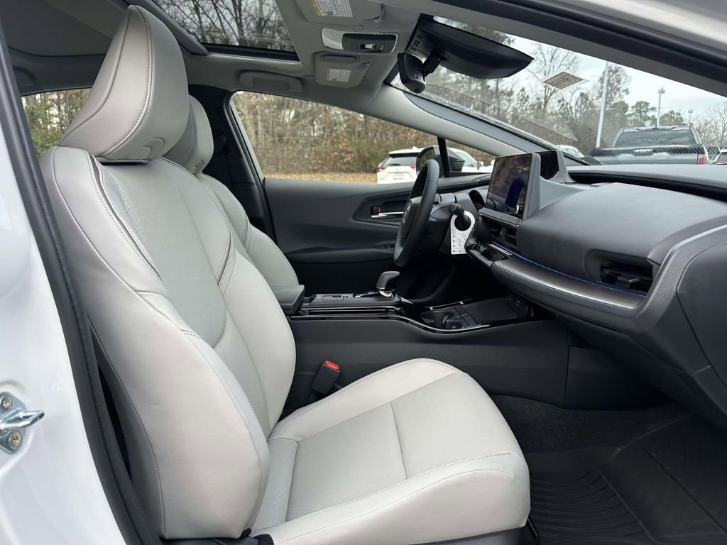 New 2026 Toyota Prius XLE image 12