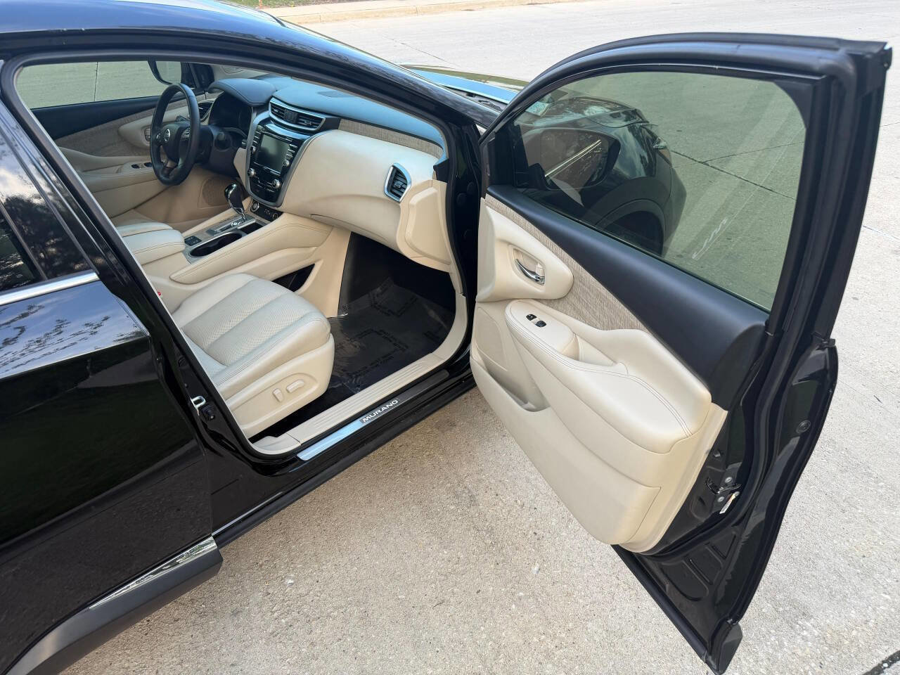 Used 2019 Nissan Murano SL w/ SL Technology Package FWD image 20