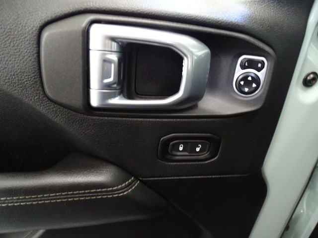 Certified 2023 Jeep Wrangler Unlimited Sahara w/ Cold Weather Group AWD/4WD image 3