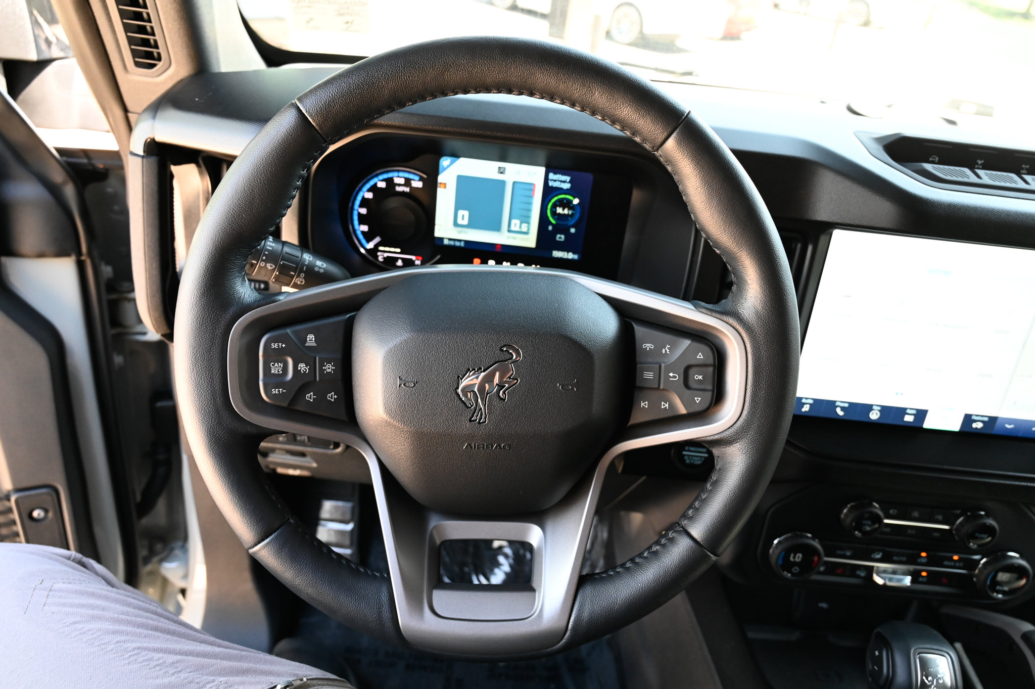 Used 2021 Ford Bronco First Edition AWD/4WD image 16