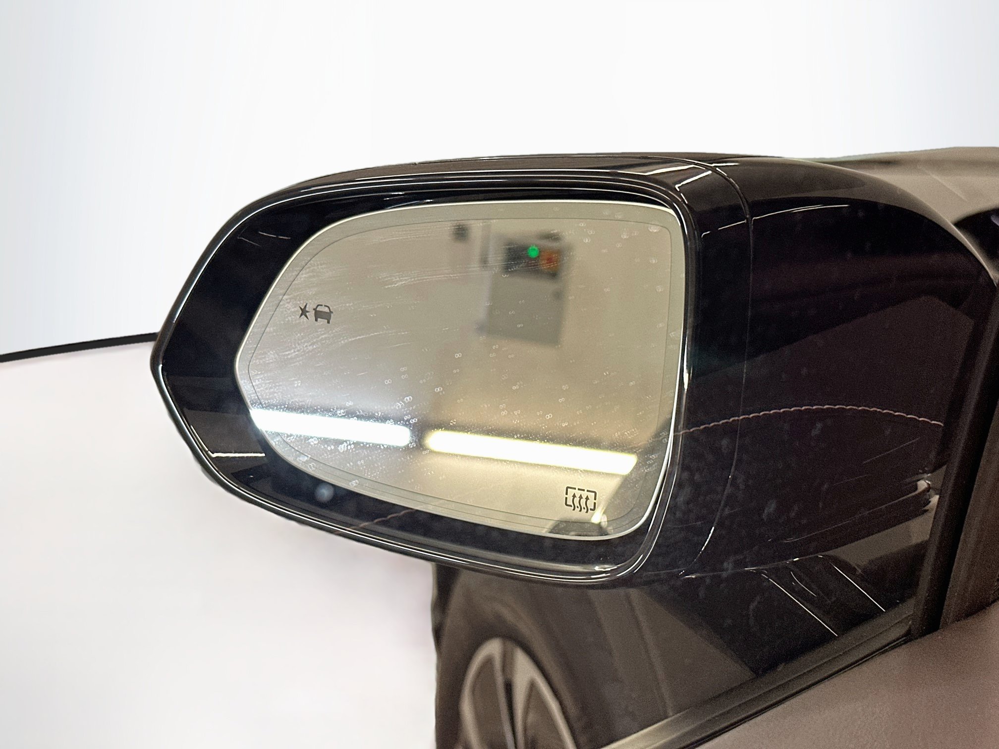 Used 2024 Chevrolet Blazer EV LT AWD/4WD image 16