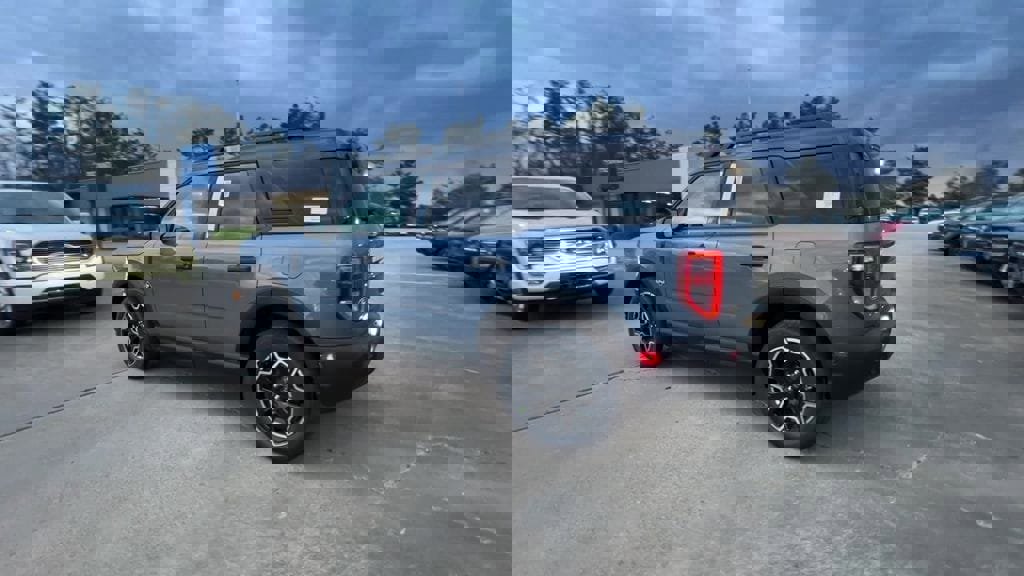 New 2026 Ford Bronco Sport Outer Banks image 4